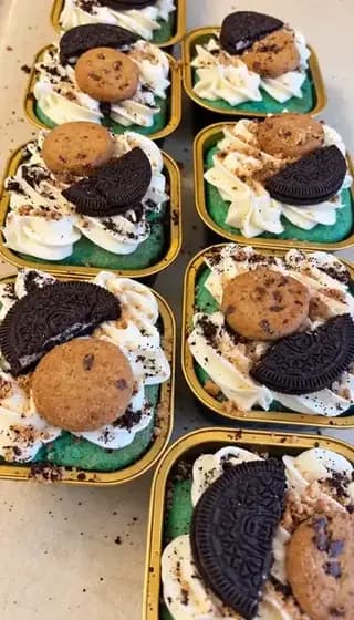 Cookie overload mini cakes from Tiff's Sweets